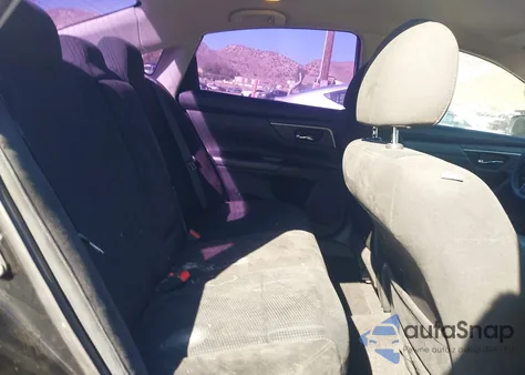 2015 Nissan Altima 2.5 from USA, damaged, VIN 1N4AL3AP1FC409050